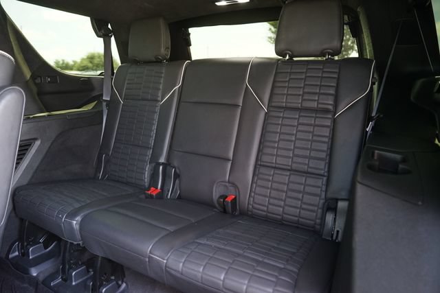 Used 2023 Cadillac Escalade Sport Platinum w/ LPO, ONYX Package AWD/4WD image 15