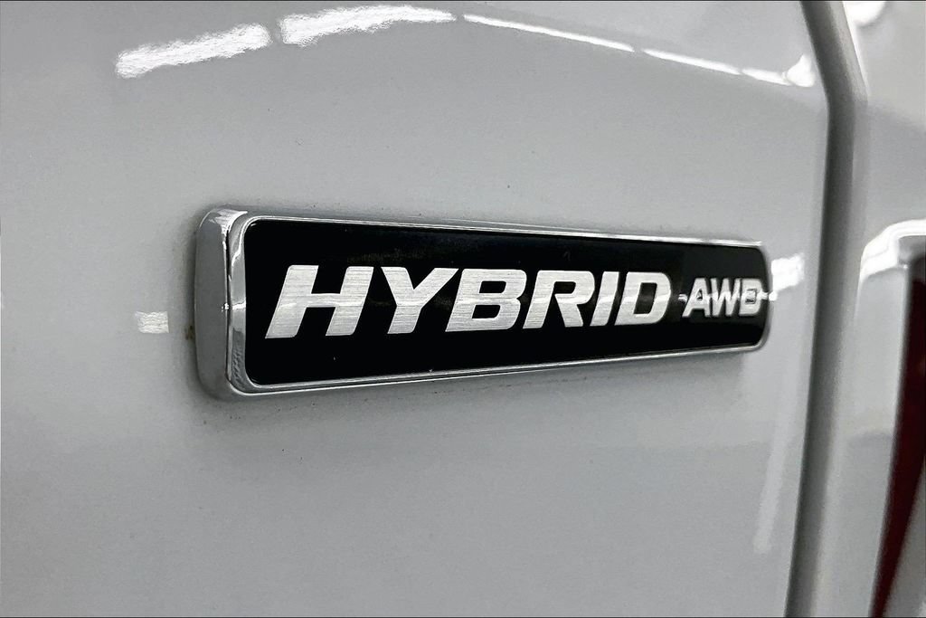 Certified 2023 Ford Escape ST-Line Select AWD/4WD image 8