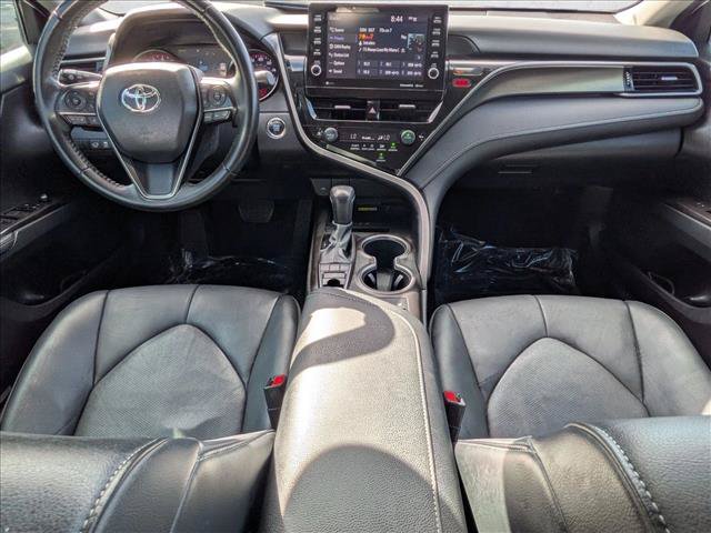 Used 2022 Toyota Camry XSE FWD image 16
