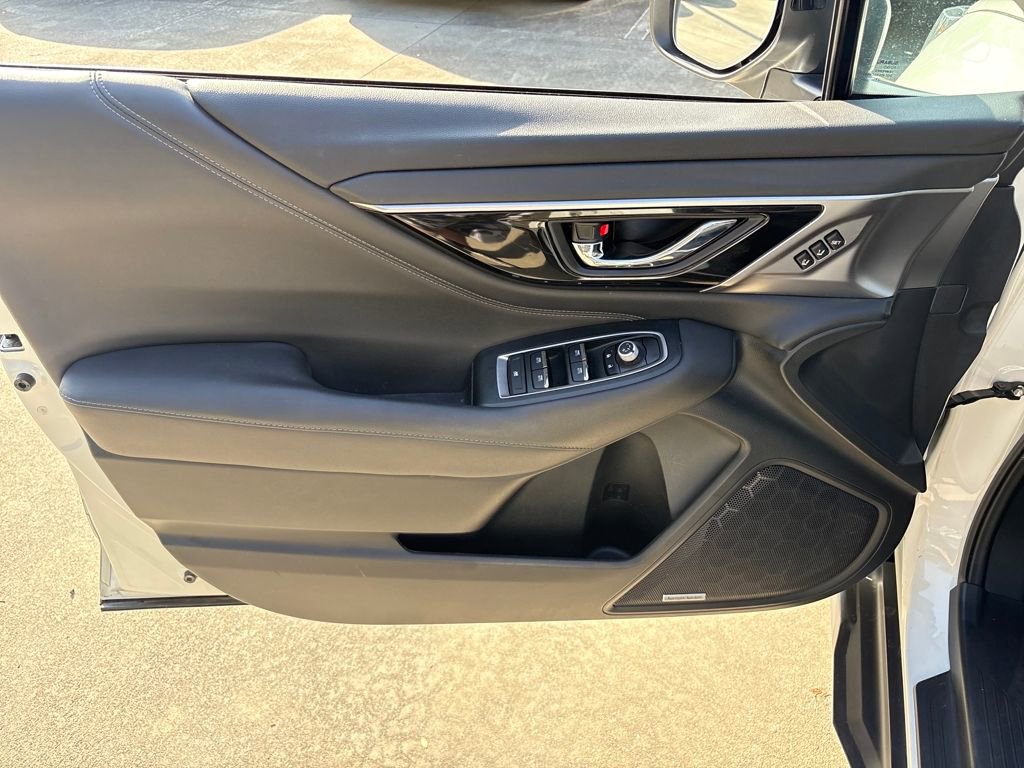 Used 2022 Subaru Outback Limited XT w/ Popular Package #2 image 16