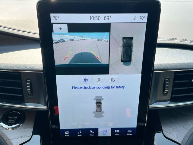 Certified 2023 Ford Explorer Platinum w/ Technology Package AWD/4WD image 29