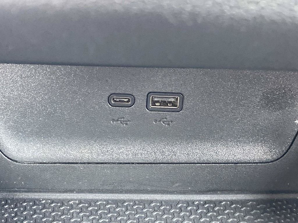 Used 2025 Chevrolet Equinox LT w/ Convenience Package II FWD image 27