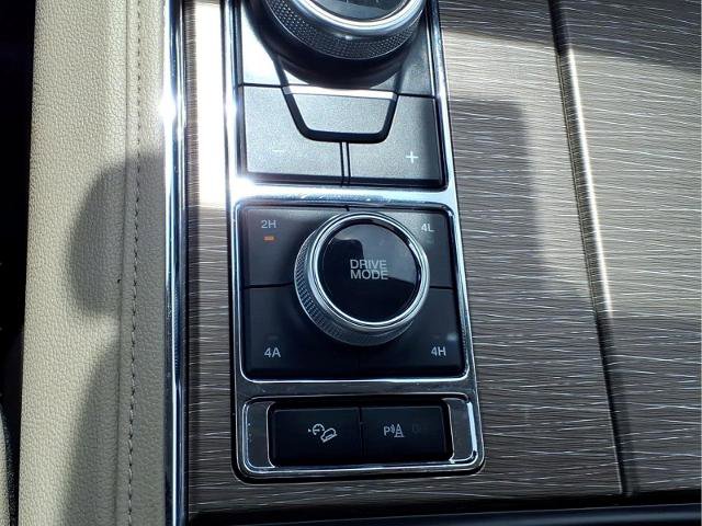Certified 2023 Ford Expedition Limited AWD/4WD image 21