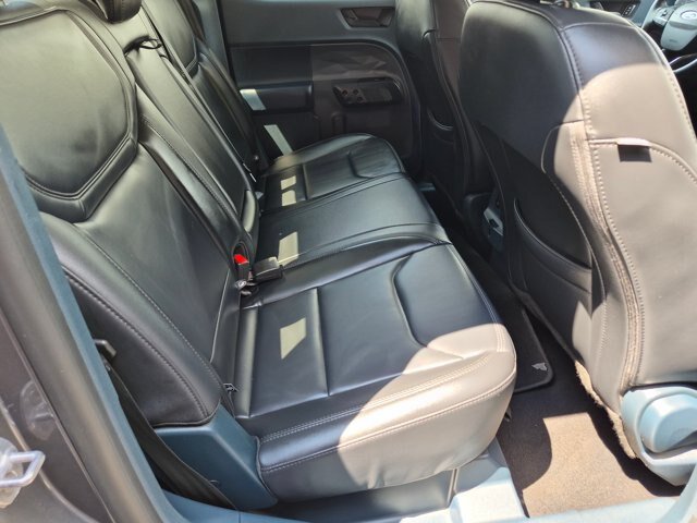 Certified 2024 Ford Maverick Lariat w/ Black Appearance Package FWD image 27