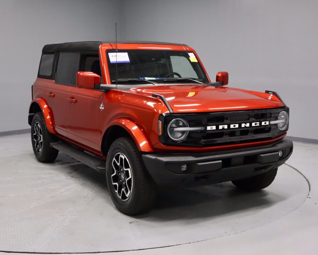 Certified 2024 Ford Bronco Outer Banks