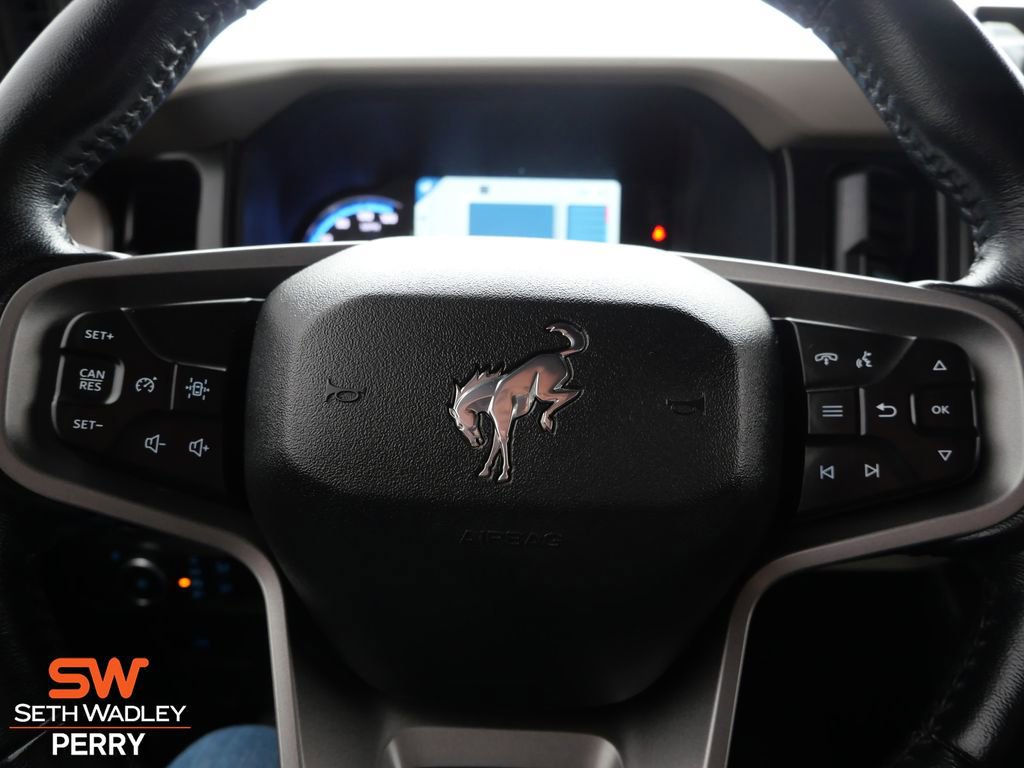 Certified 2022 Ford Bronco Wildtrak AWD/4WD image 29