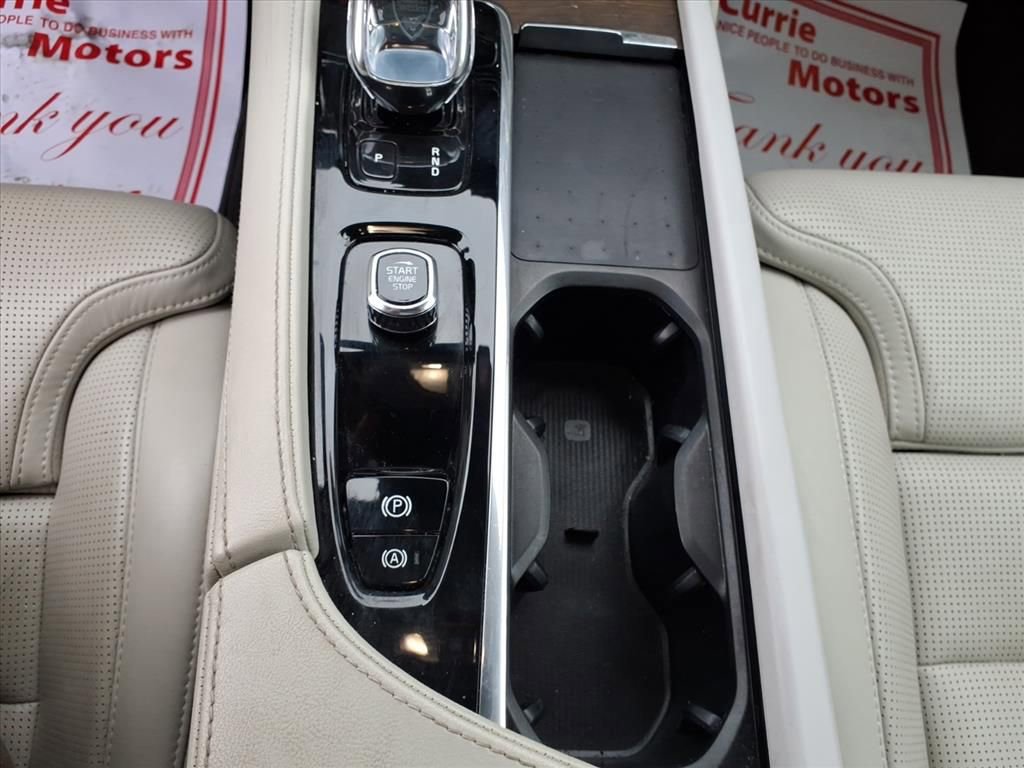 Used 2022 Volvo S90 B6 Inscription w/ Advanced Package image 13