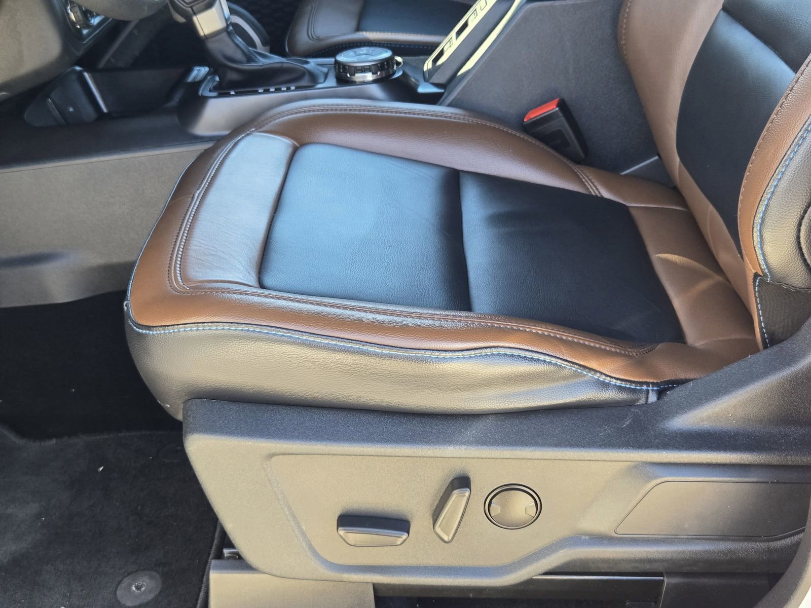 Certified 2024 Ford Bronco Outer Banks image 26