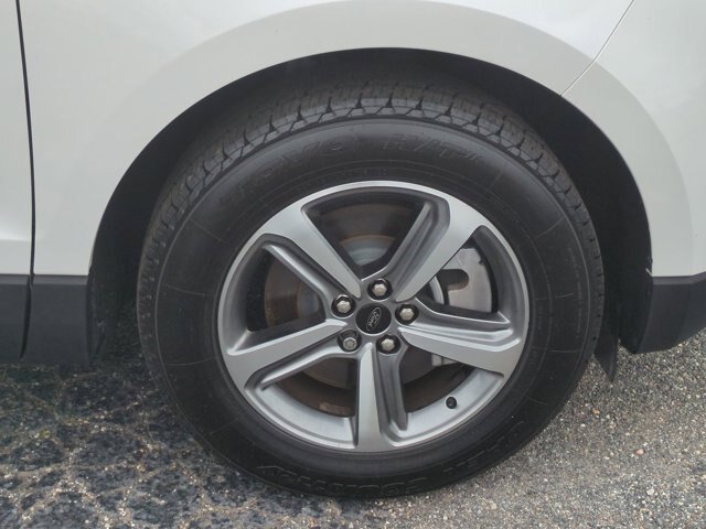 Certified 2023 Ford Edge SEL w/ Convenience Package AWD/4WD image 11