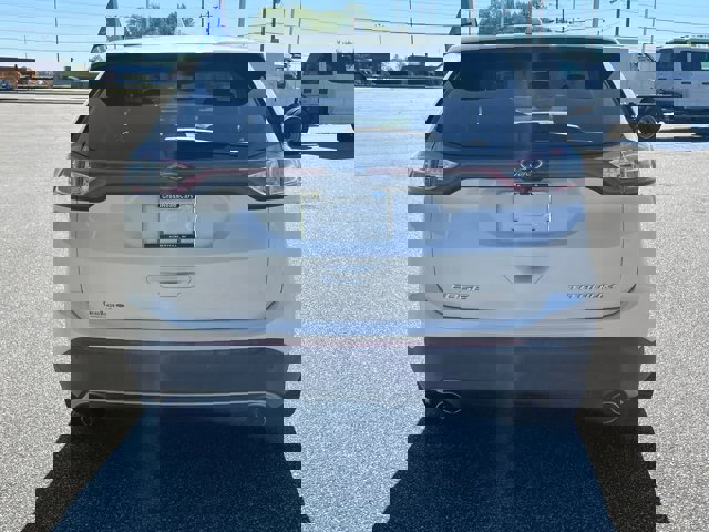 Certified 2017 Ford Edge Titanium w/ Equipment Group 301A image 5