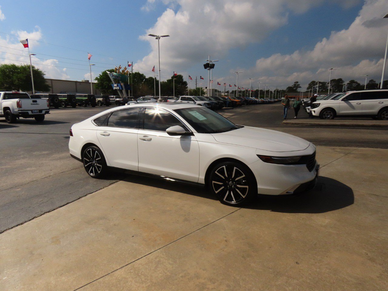 Used 2025 Honda Accord Touring image 7