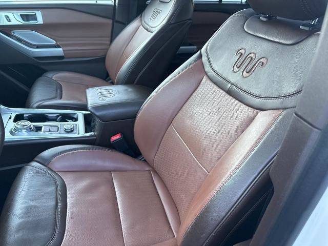 Certified 2022 Ford Explorer King Ranch w/ Premium Technology Package image 33