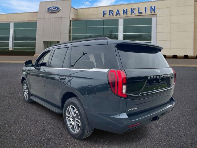 Certified 2025 Ford Expedition Active image 3