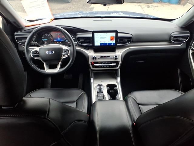 Certified 2023 Ford Explorer XLT w/ Equipment Group 202A image 15