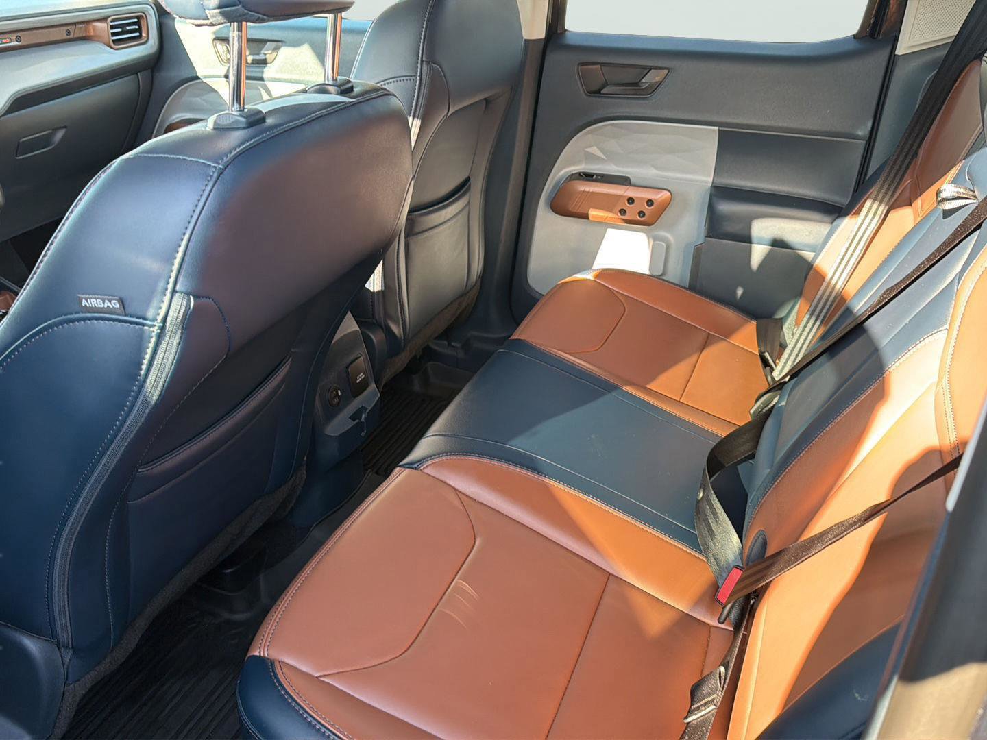 Certified 2022 Ford Maverick Lariat w/ Lariat Luxury Package image 13