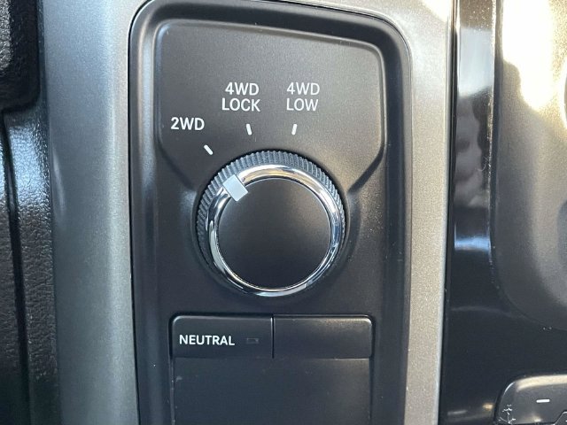 Used 2018 RAM 2500 Laramie w/ Sport Appearance Group AWD/4WD image 31
