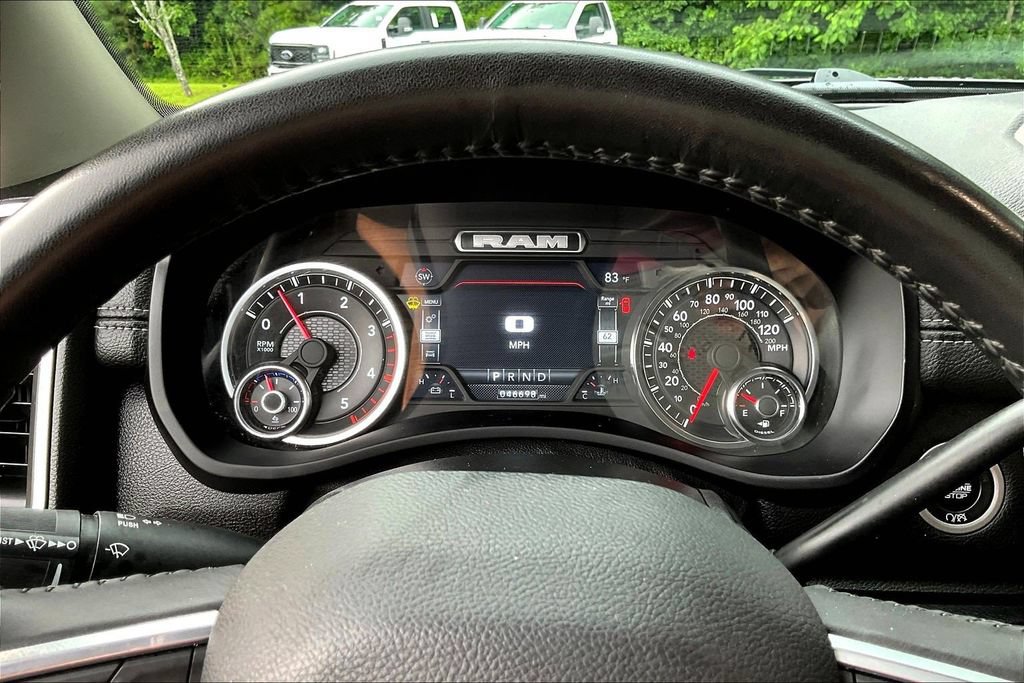 Used 2024 RAM 2500 Laramie AWD/4WD image 16