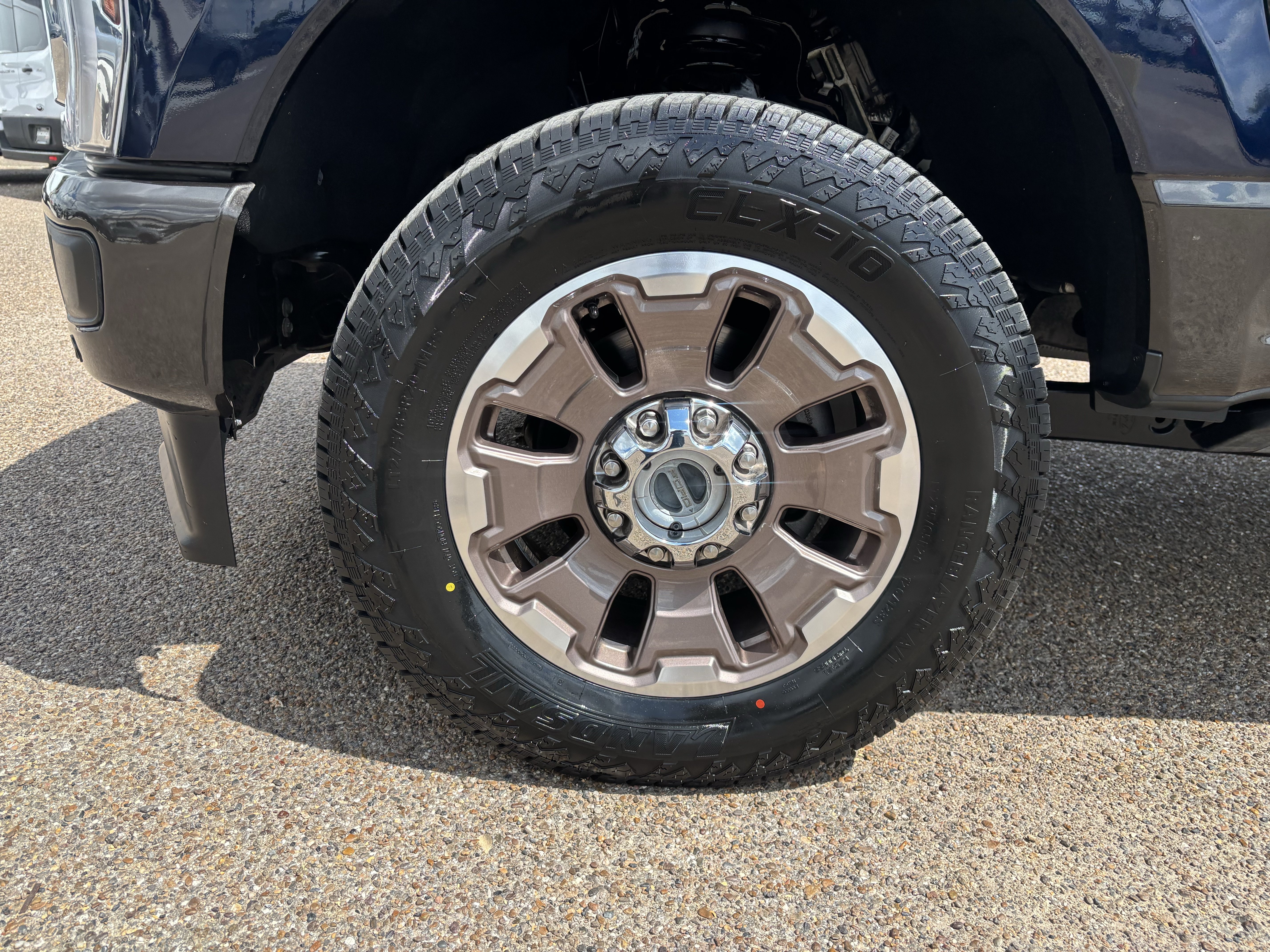 Certified 2024 Ford F250 King Ranch w/ FX4 Off-Road Package AWD/4WD image 10