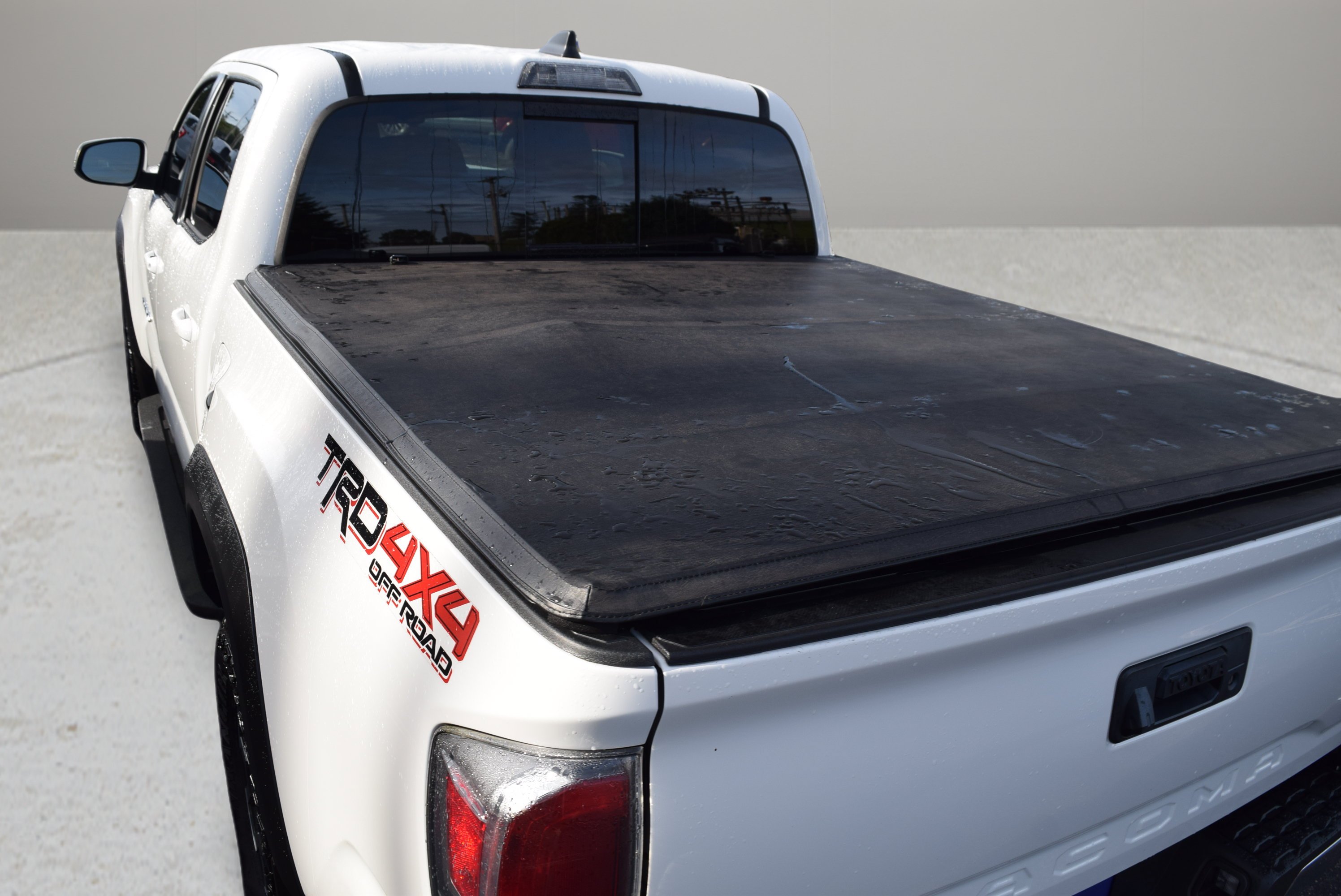 Used 2022 Toyota Tacoma TRD Off-Road AWD/4WD image 7