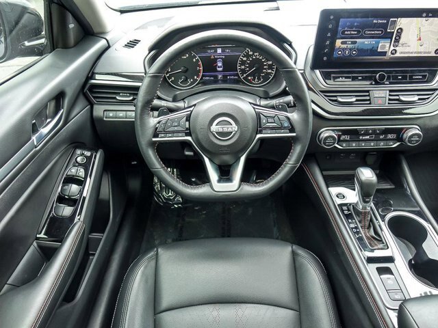 Used 2024 Nissan Altima 2.5 SR AWD/4WD image 19