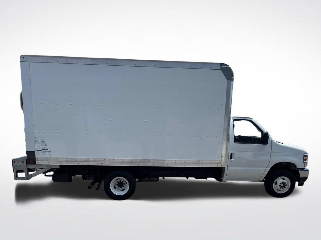 Certified 2025 Ford E-450 and Econoline 450 Super Duty w/ Power Equipment Group RWD image 6