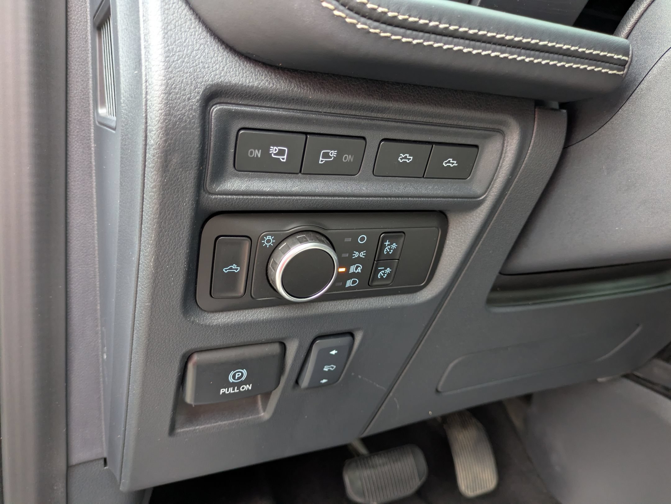 Certified 2024 Ford F150 Lightning Platinum AWD/4WD image 19