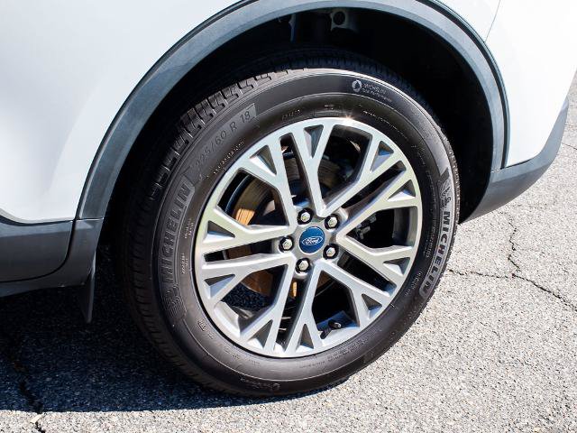 Certified 2022 Ford Escape SEL AWD/4WD image 6