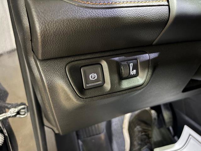 Used 2020 GMC Acadia AT4 w/ Trailering Package AWD/4WD image 18