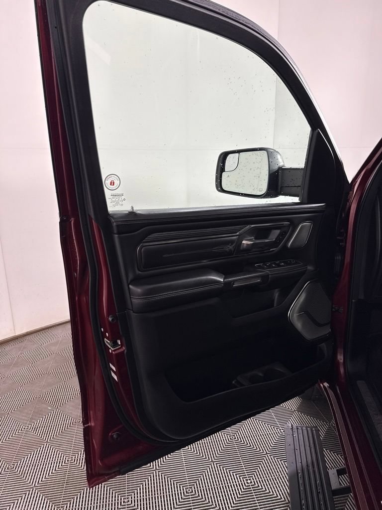Used 2021 RAM 1500 Limited AWD/4WD image 15