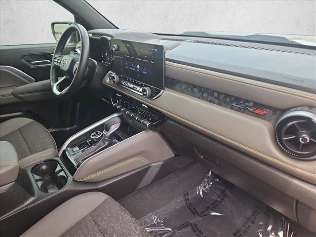 Used 2024 Chevrolet Colorado ZR2 w/ Technology Package AWD/4WD image 21