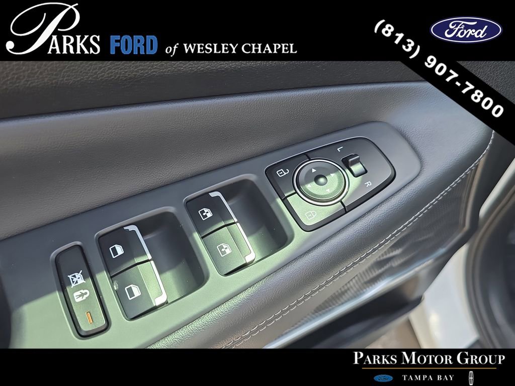 Used 2020 Hyundai Santa Fe Limited w/ Cargo Package FWD image 16