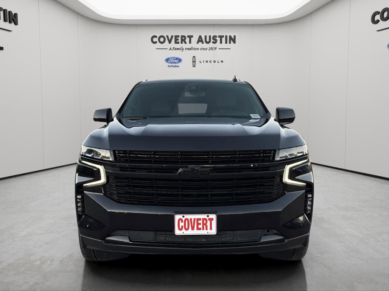 Used 2021 Chevrolet Suburban LT w/ Rear Media and Nav Package image 8