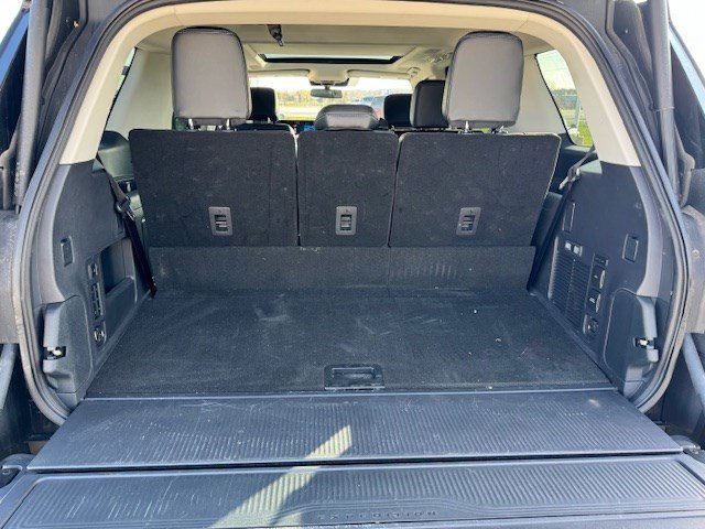 Certified 2025 Ford Expedition Platinum w/ Driver's Package image 33