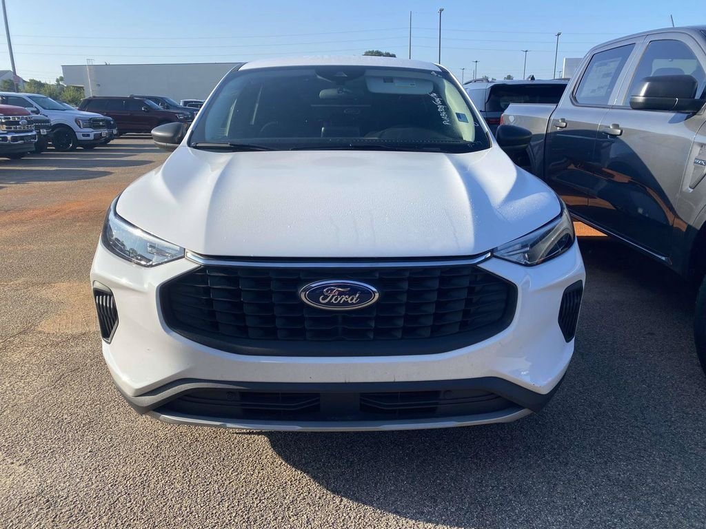 Certified 2024 Ford Escape Active AWD/4WD image 2