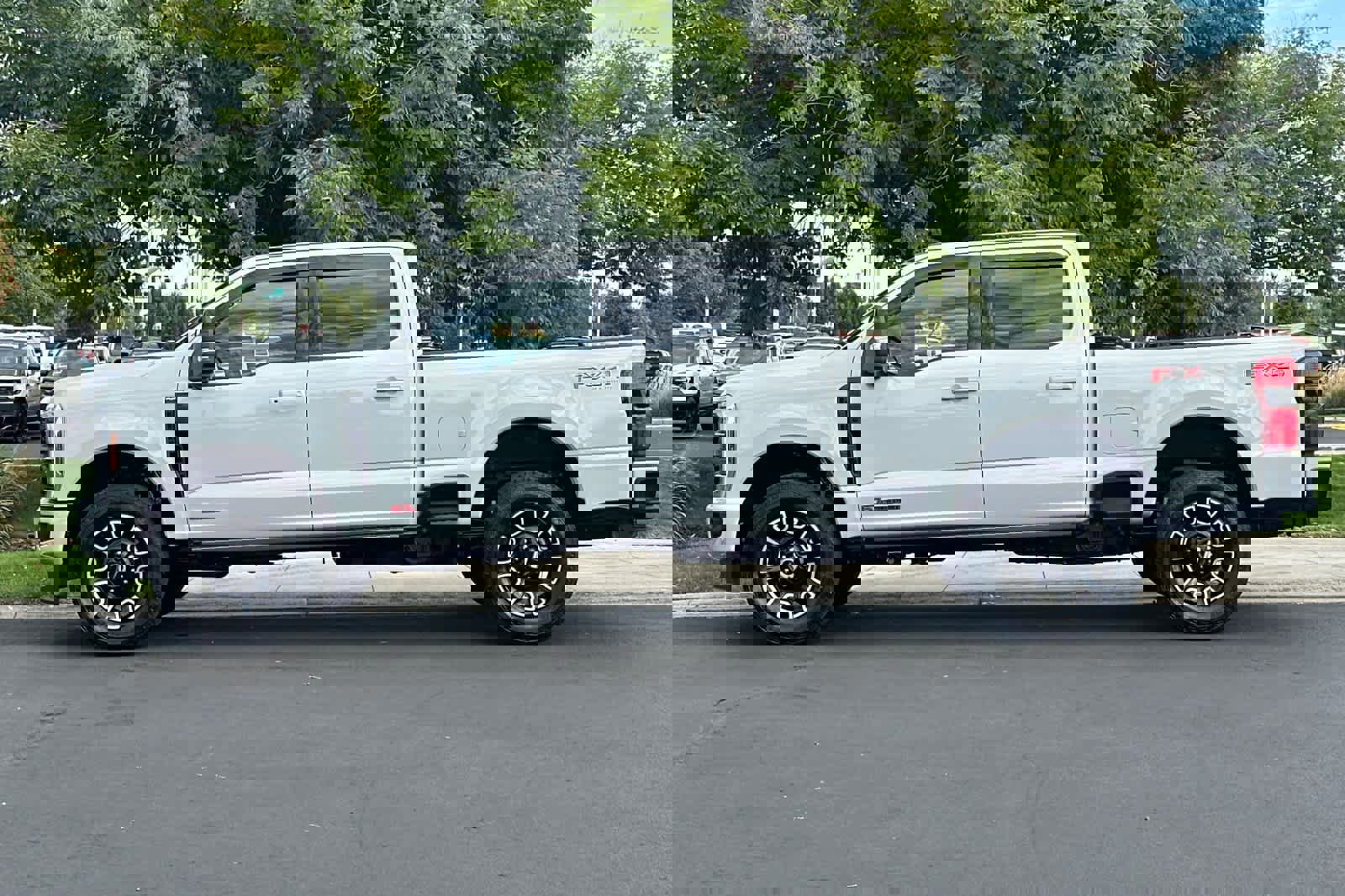 Certified 2025 Ford F250 Platinum video 2