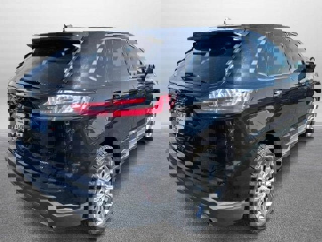 Certified 2024 Ford Edge Titanium image 2