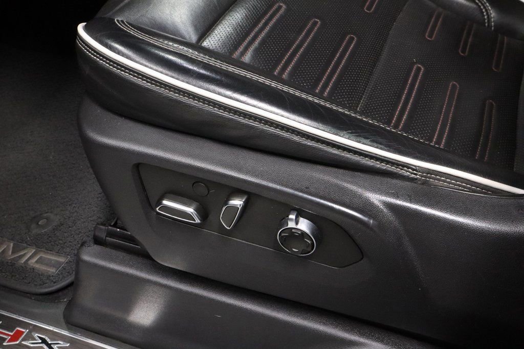 Used 2022 GMC Sierra 1500 AT4X image 22