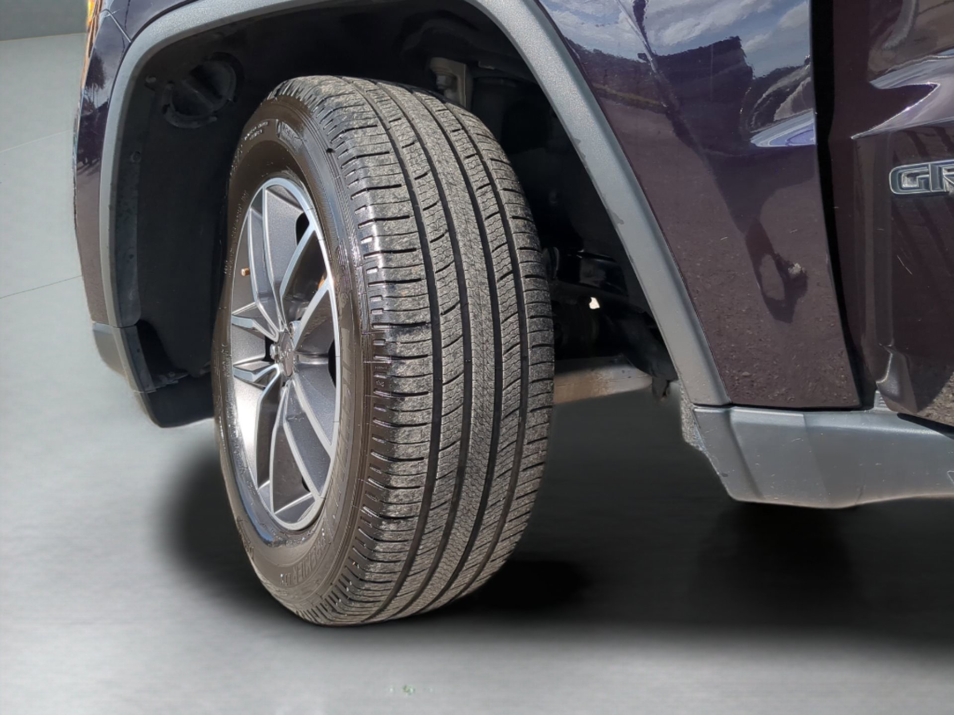 Used 2019 Jeep Grand Cherokee Limited image 64