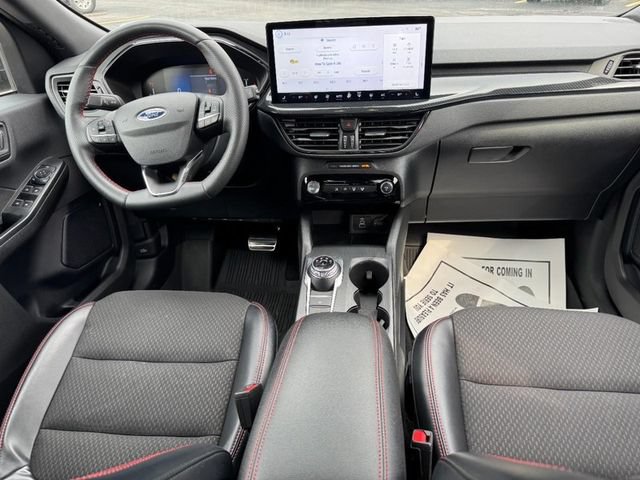 Certified 2024 Ford Escape ST-Line w/ Tech Pack #1 FWD image 11