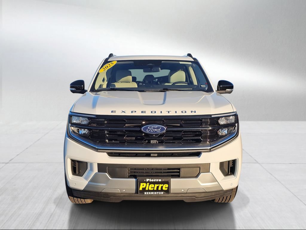 Certified 2025 Ford Expedition Max Platinum image 5