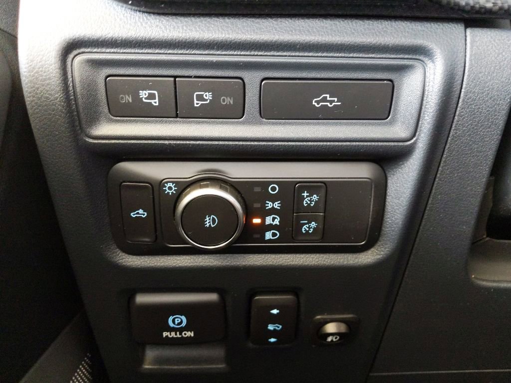 Certified 2022 Ford F150 Lariat w/ Equipment Group 502A High AWD/4WD image 29
