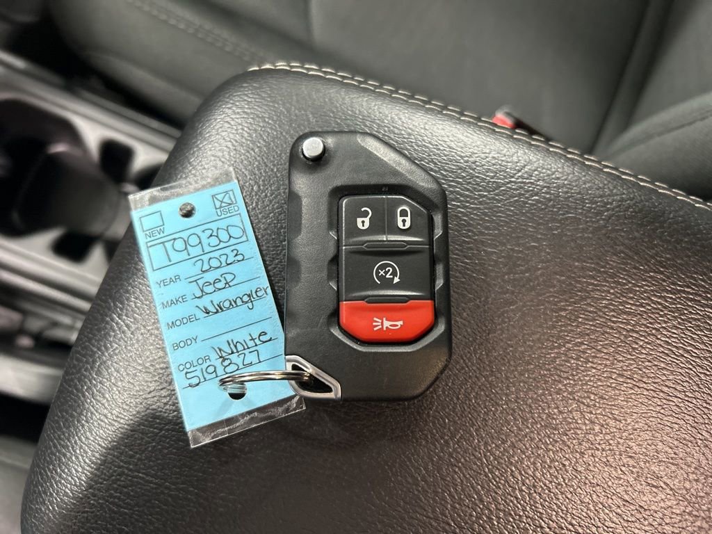 Used 2023 Jeep Wrangler Sahara w/ Cold Weather Group image 23