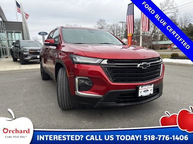 Used 2023 Chevrolet Traverse LT w/ Midnight/Sport Edition image 4