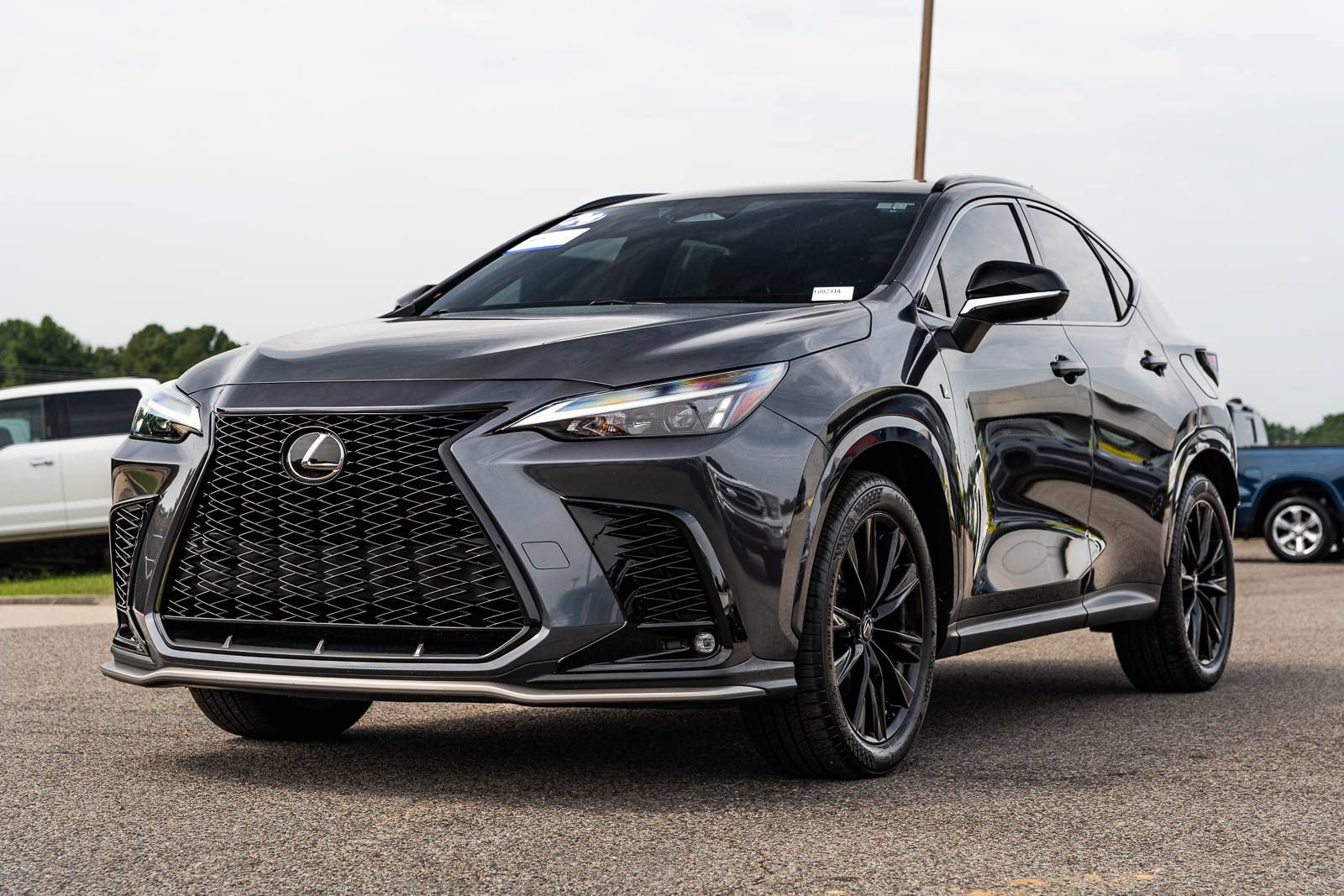Used 2024 Lexus NX 350 F Sport AWD/4WD image 3