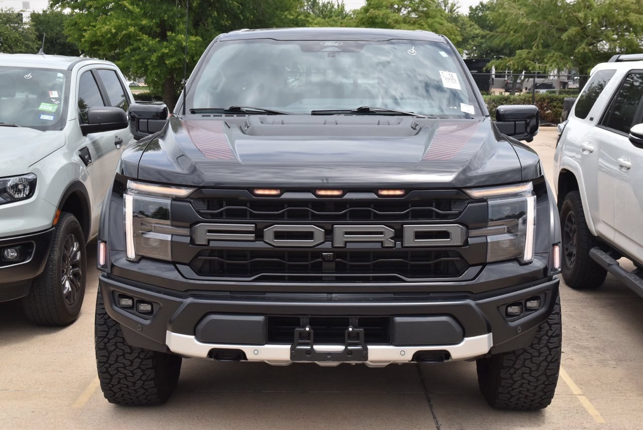 Certified 2025 Ford F150 Raptor AWD/4WD image 3