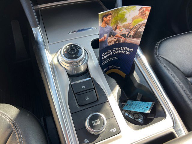 Certified 2022 Ford Explorer XLT w/ Equipment Group 202A image 15