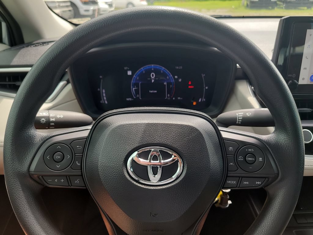 Used 2026 Toyota Corolla Cross L FWD image 24