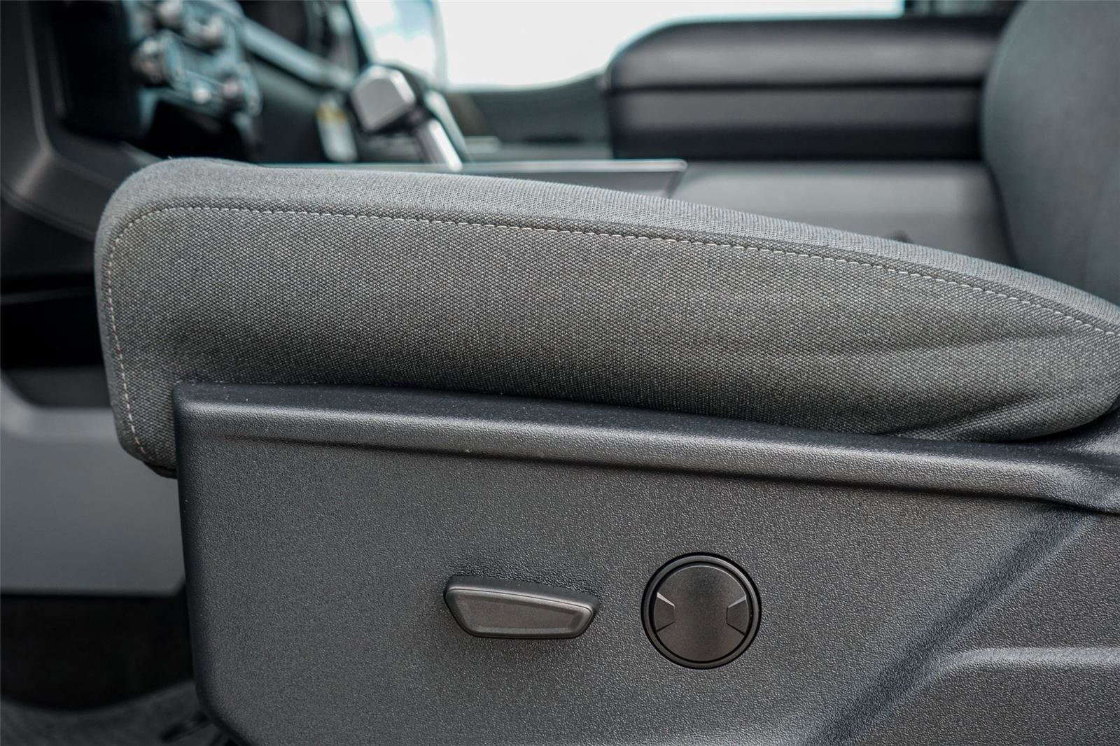 Certified 2025 Ford F150 Lightning XLT AWD/4WD image 21