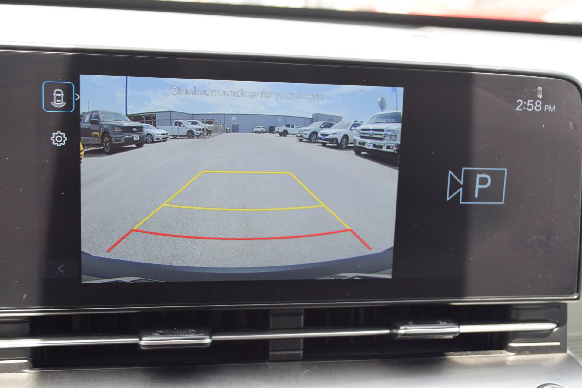 Used 2025 Hyundai Kona SEL FWD image 13
