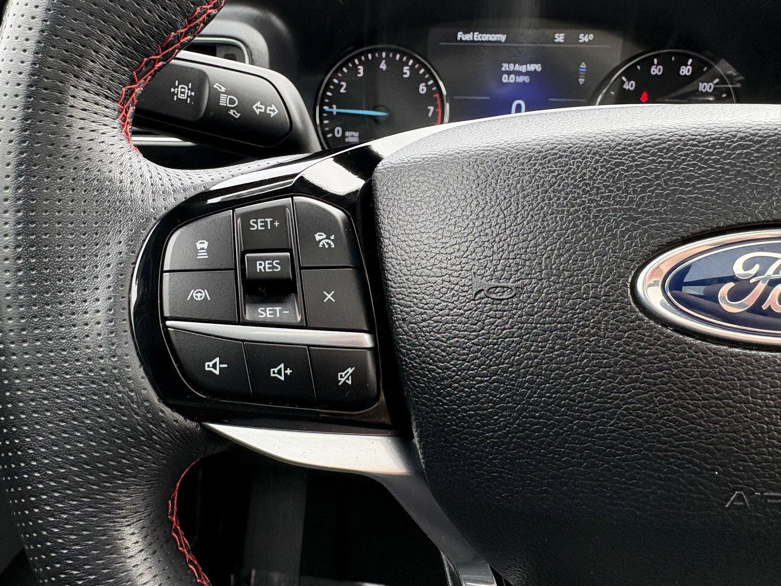 Certified 2022 Ford Explorer ST-Line w/ Class IV Trailer Tow Package image 10